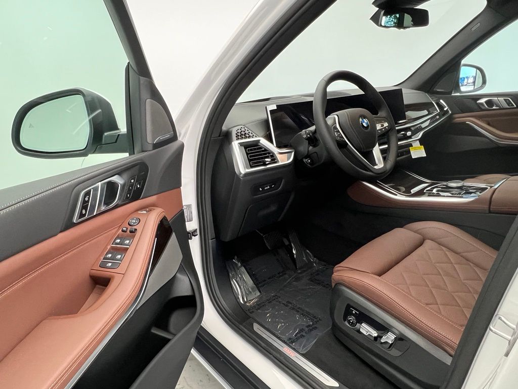 Thumbnail: 2026 BMW X5 - 22