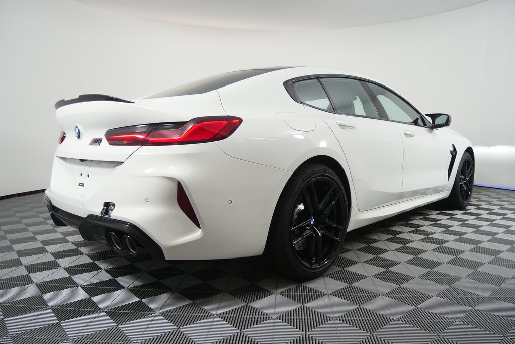 Thumbnail: 2025 BMW M8 - 3