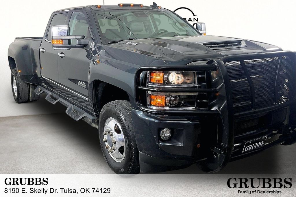 Gray (Graphite Metallic) 2019 Chevrolet Silverado 3500HD Pickup Truck Four-Wheel Drive 6-Speed Automatic