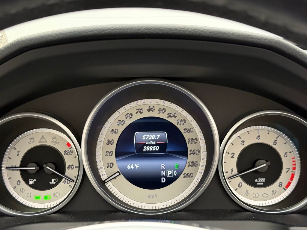 Thumbnail: 2016 Mercedes-Benz E-Class - 11