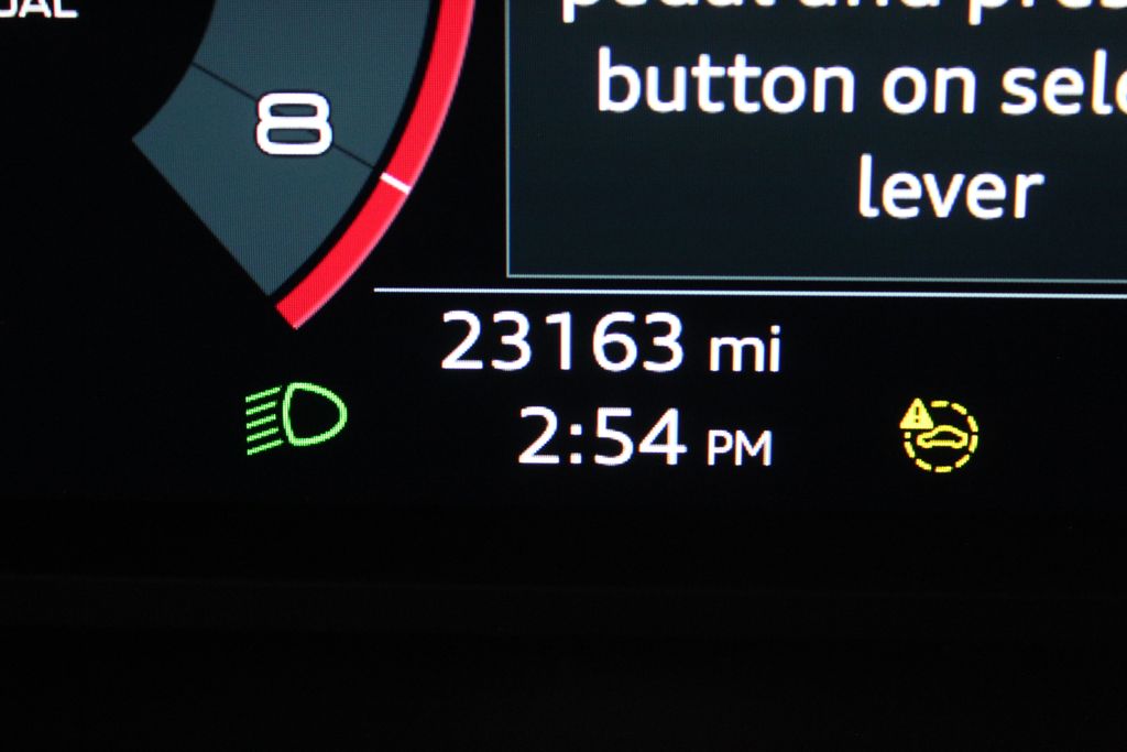 Thumbnail: 2023 Audi Q3 - 2