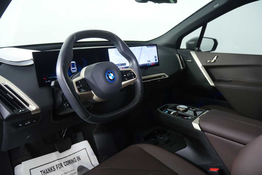 Thumbnail: 2024 BMW iX - 12