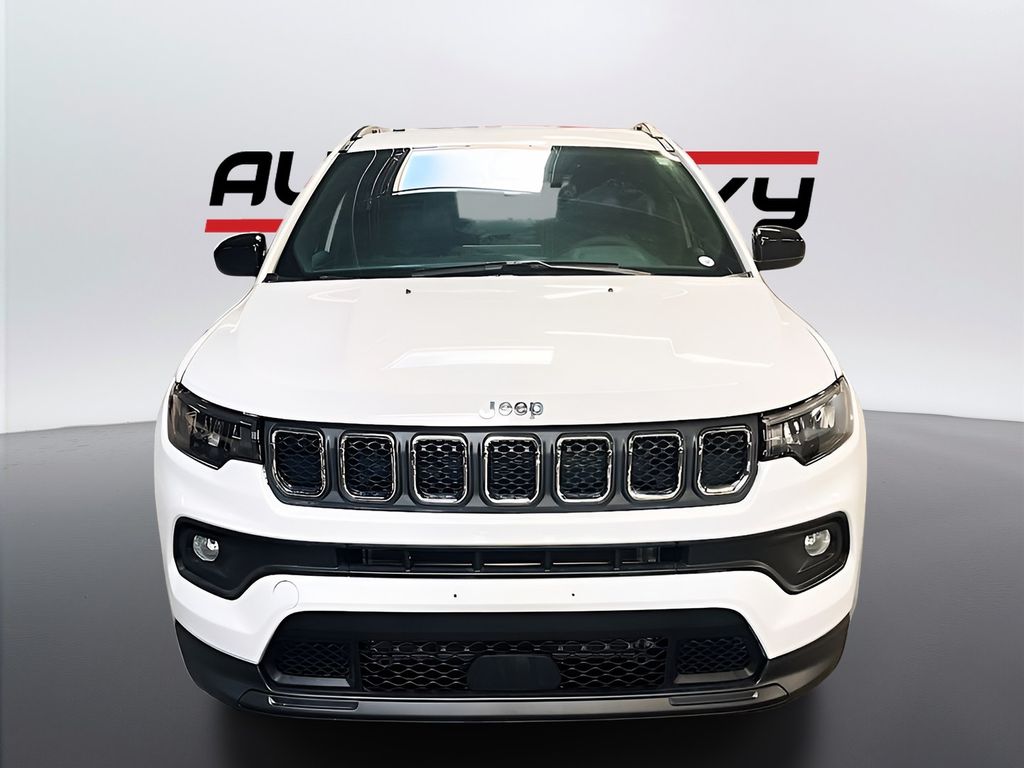 Used 2024 White Jeep Latitude image 2