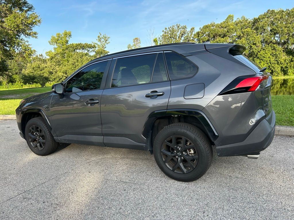 Thumbnail: 2022 Toyota RAV4 - 3
