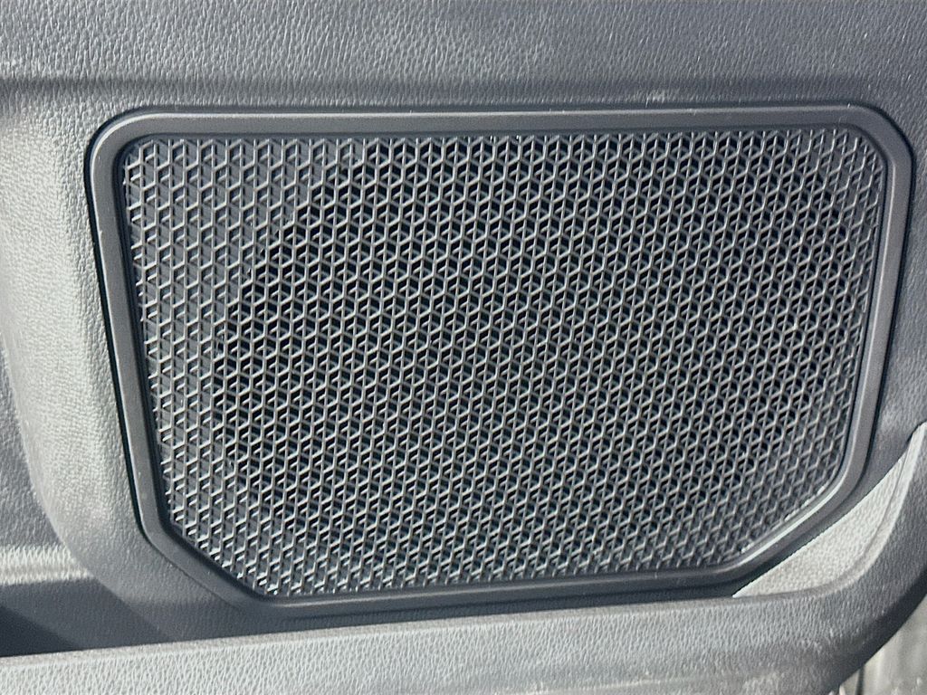 Thumbnail: 2023 Toyota Tundra - 19