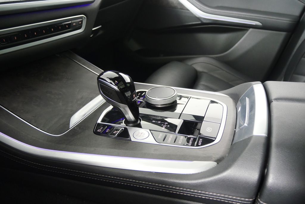 Thumbnail: 2023 BMW X5 - 25