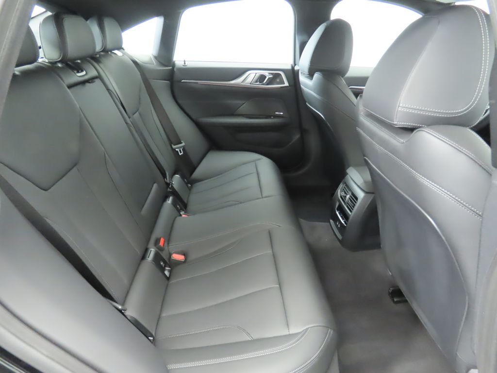 Thumbnail: 2025 BMW 4 Series - 22