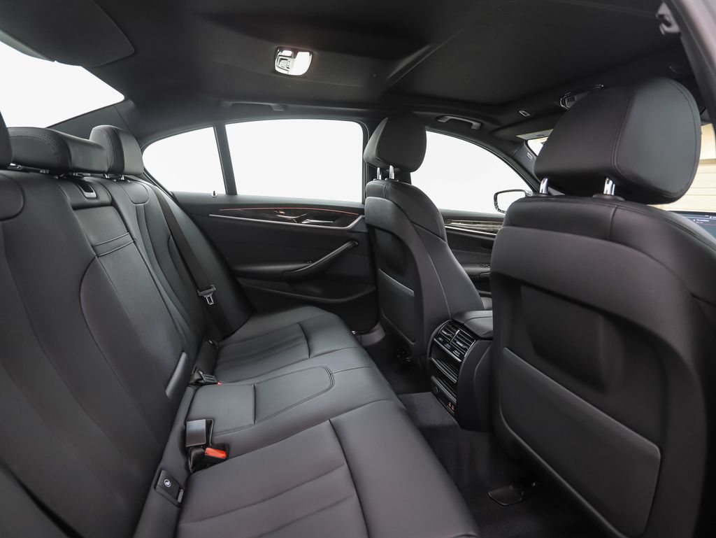 2020 BMW 5 Series 530i xDrive 24