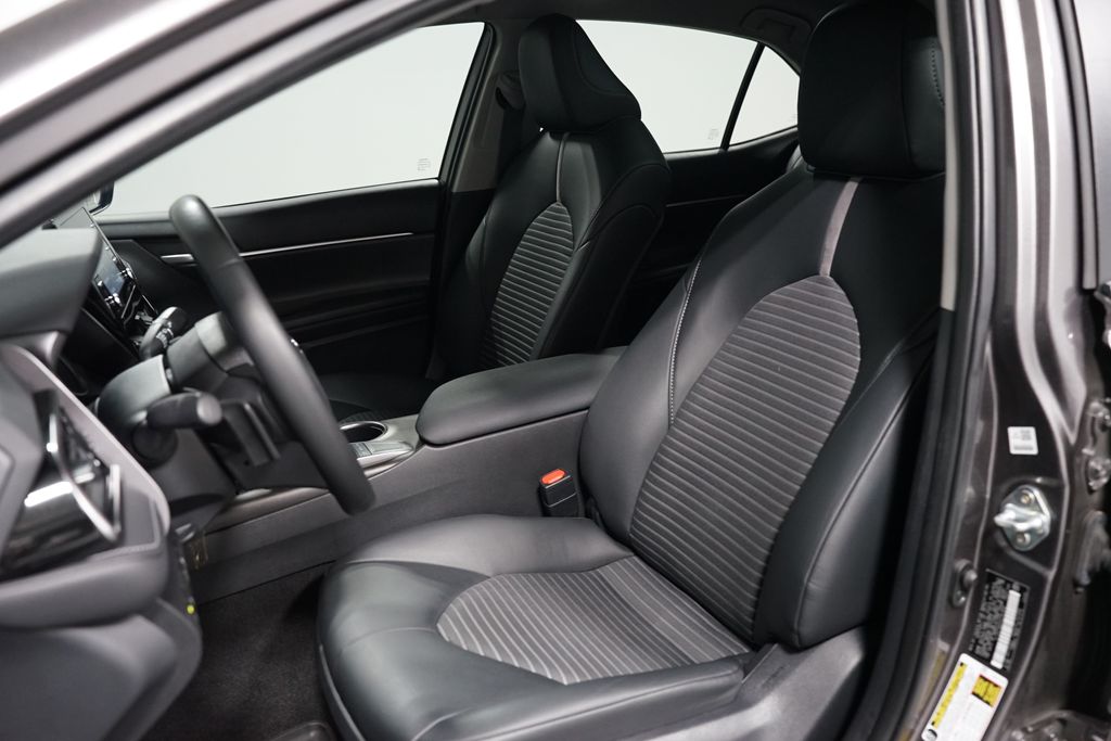 Thumbnail: 2023 Toyota Camry - 25