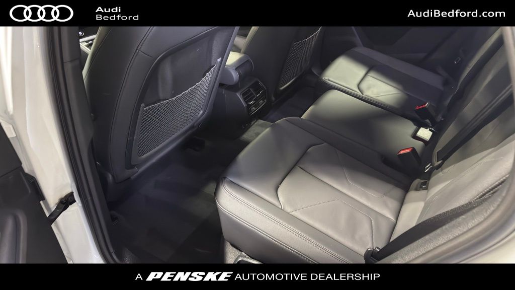 Thumbnail: 2025 Audi Q3 - 2