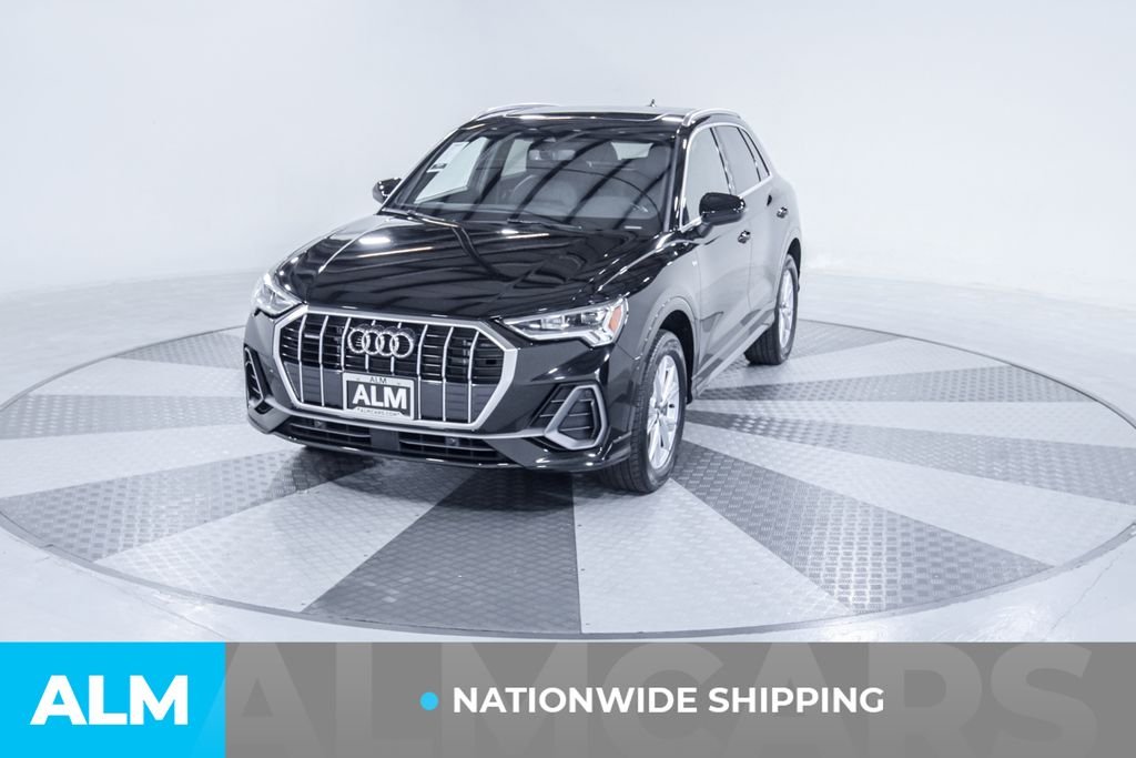 2024 Audi Q3 S line Premium photo 2