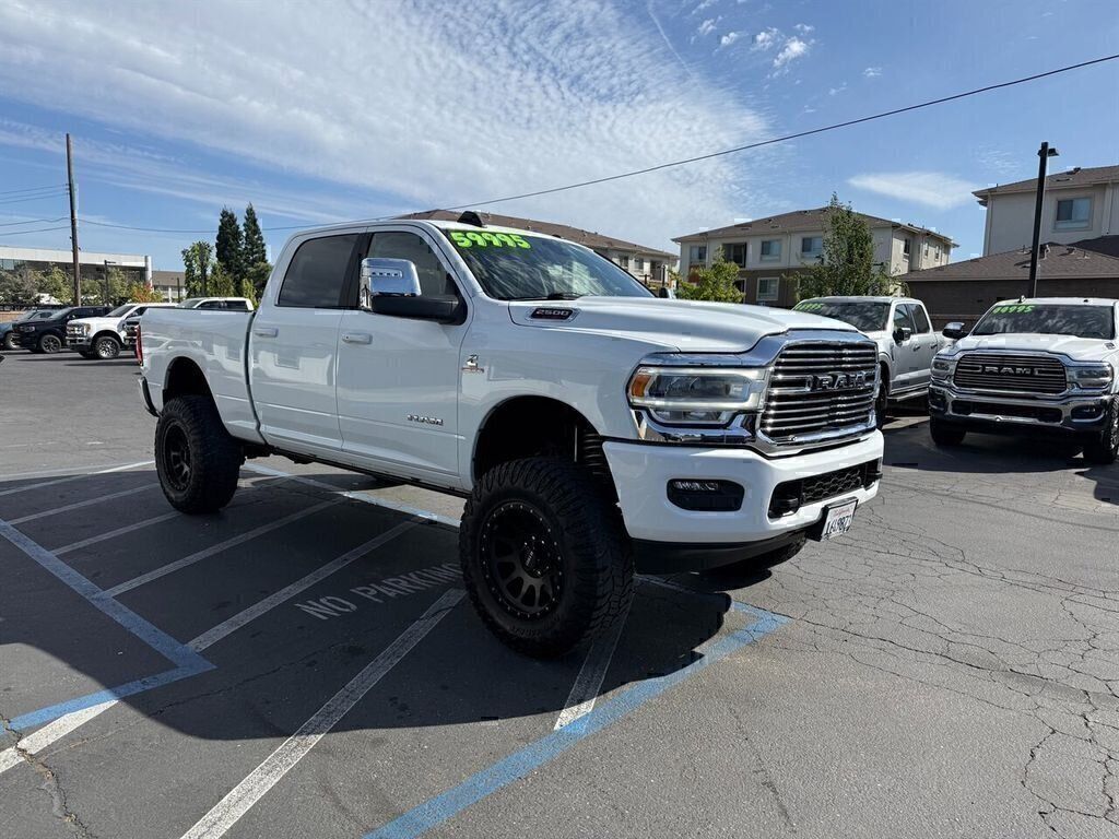 Bright White Clearcoat 2023 RAM 2500 Pickup Truck Four-Wheel Drive 6-Speed Automatic