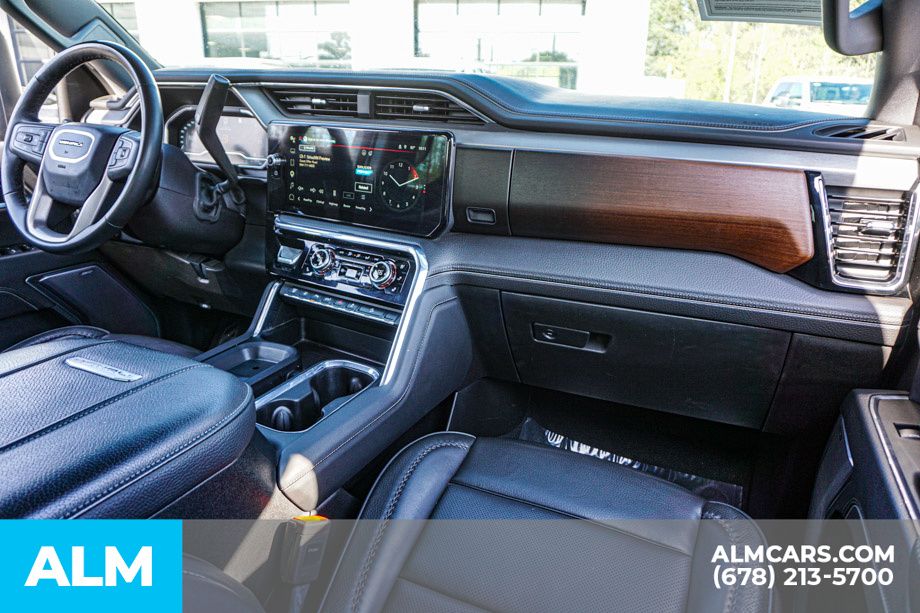 Used 2025 Black GMC Denali image 23