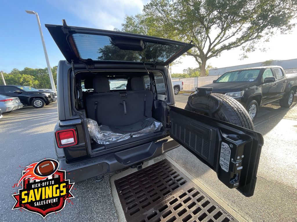 Used 2022 Jeep Wrangler SUV