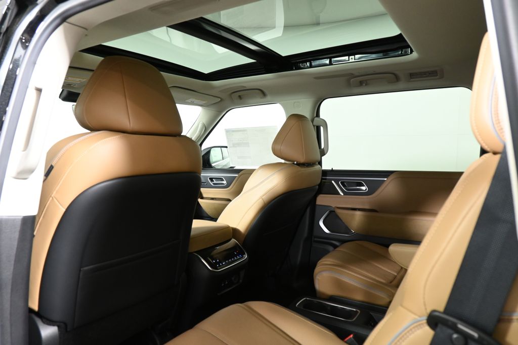2025 INFINITI QX80 Sensory 26