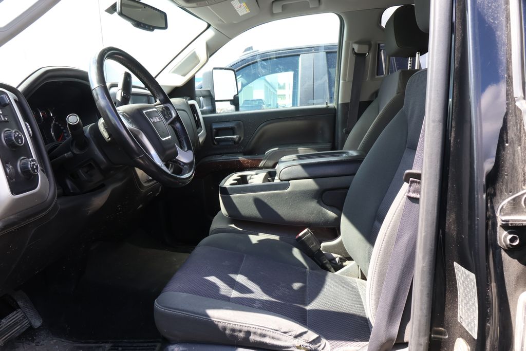 2016 GMC Sierra 3500 SLE 13