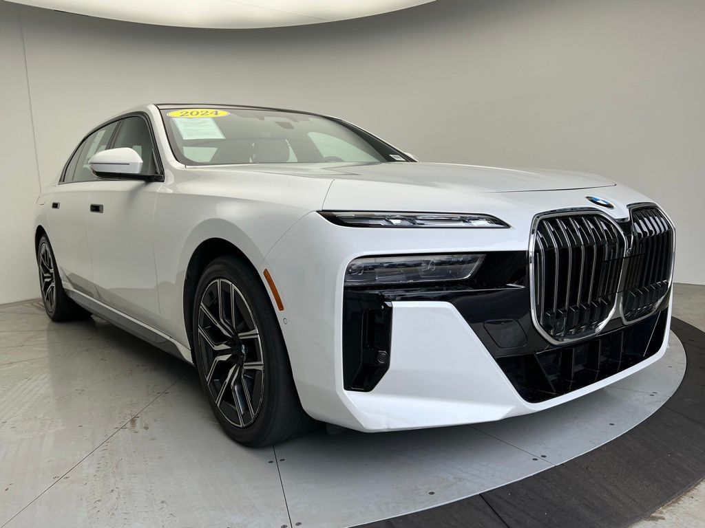 Thumbnail: 2024 BMW 7 Series - 2