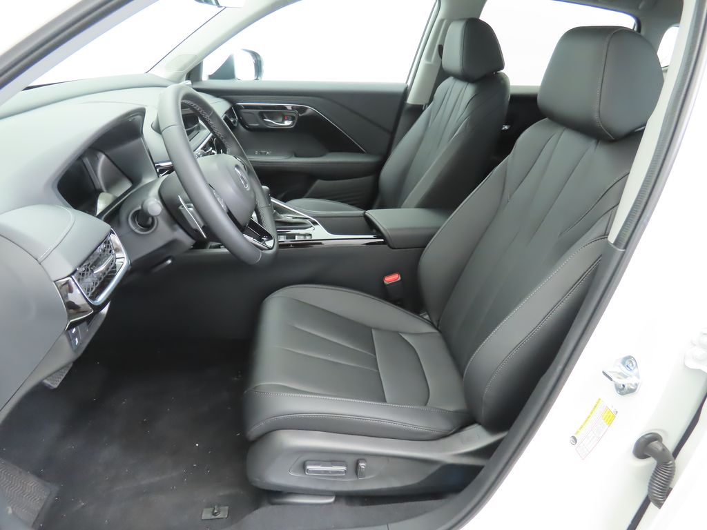 Thumbnail: 2025 Acura ADX - 19