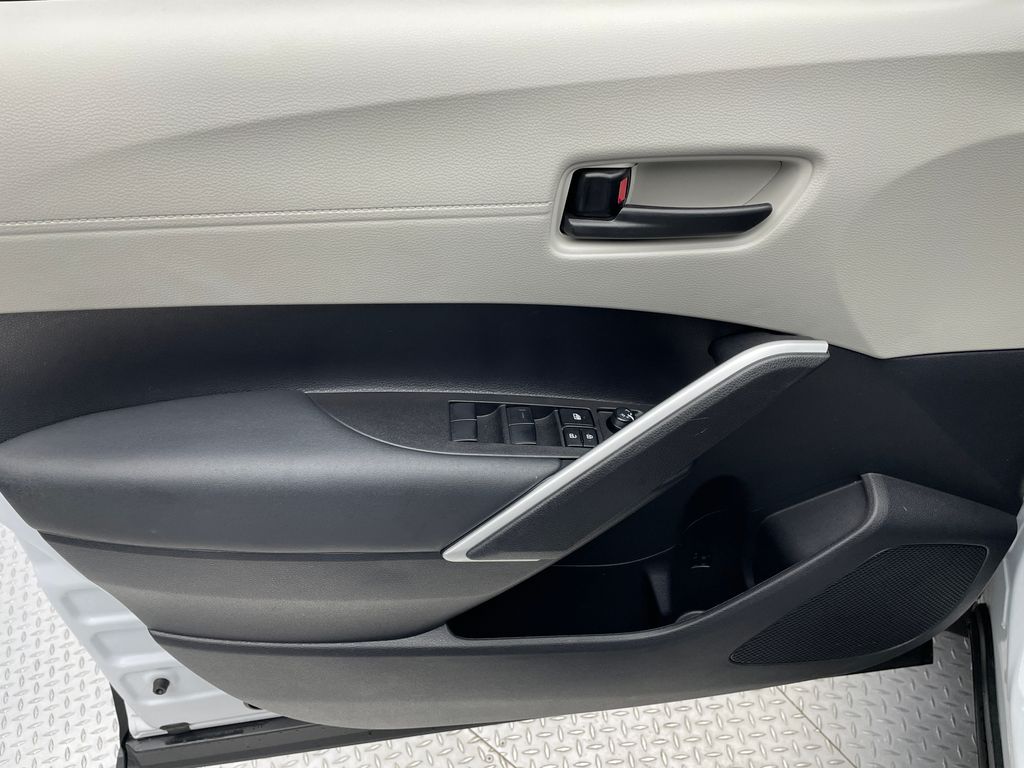 Thumbnail: 2025 Toyota Corolla Cross - 9