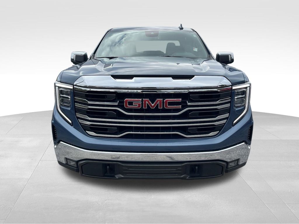 2024 GMC Sierra 1500 SLT 3