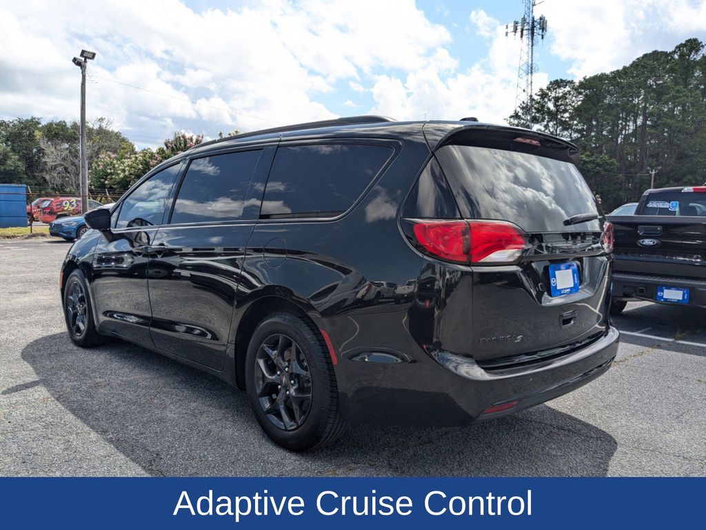 2019 Chrysler Pacifica Touring L Plus