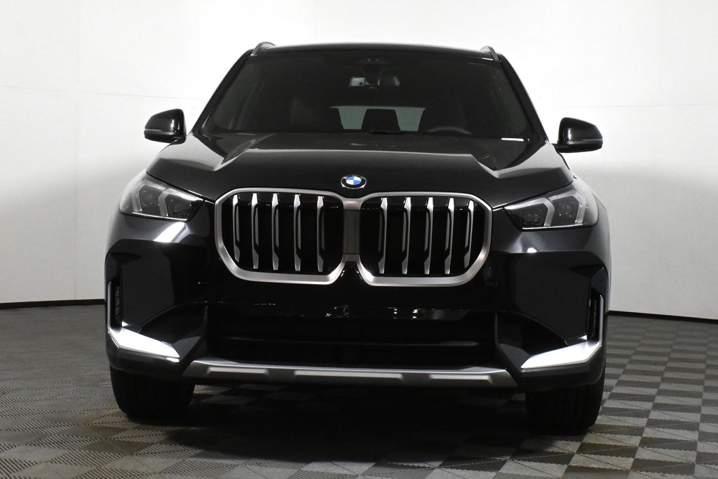 2025 BMW X1 xDrive28i 10