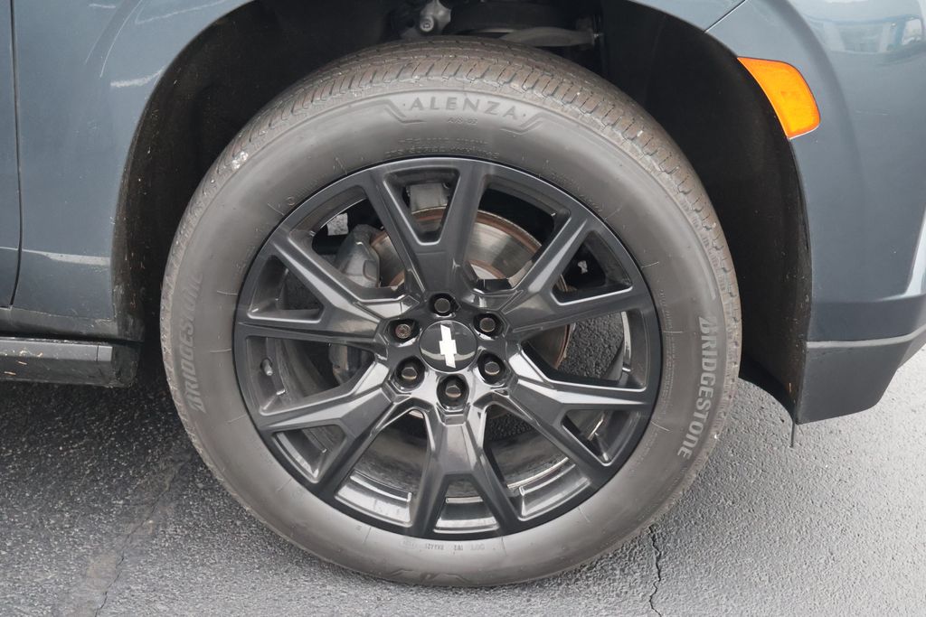 Thumbnail: 2021 Chevrolet Tahoe - 5