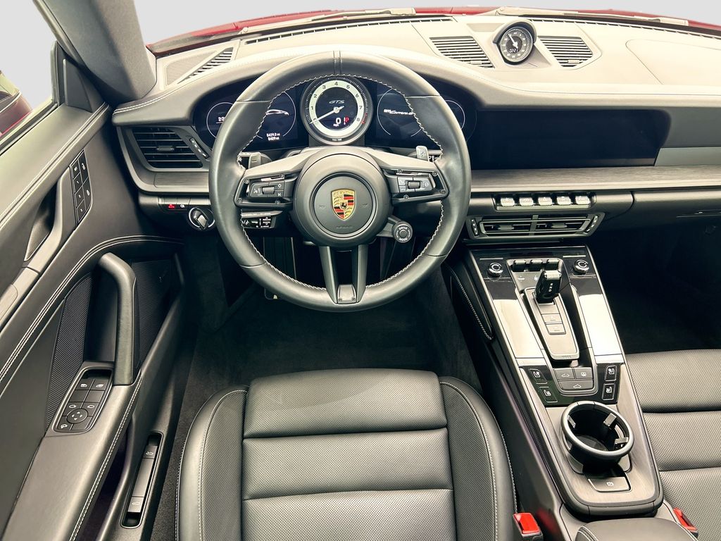 Thumbnail: 2024 Porsche 911 - 12