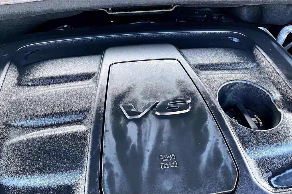 2020 Jeep Grand Cherokee Altitude Black at DeMontrond Auto Country