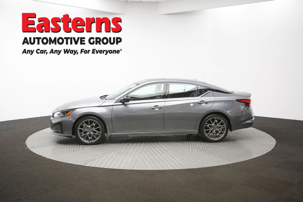 Used 2023 Gray Nissan 2.0 SR image 59