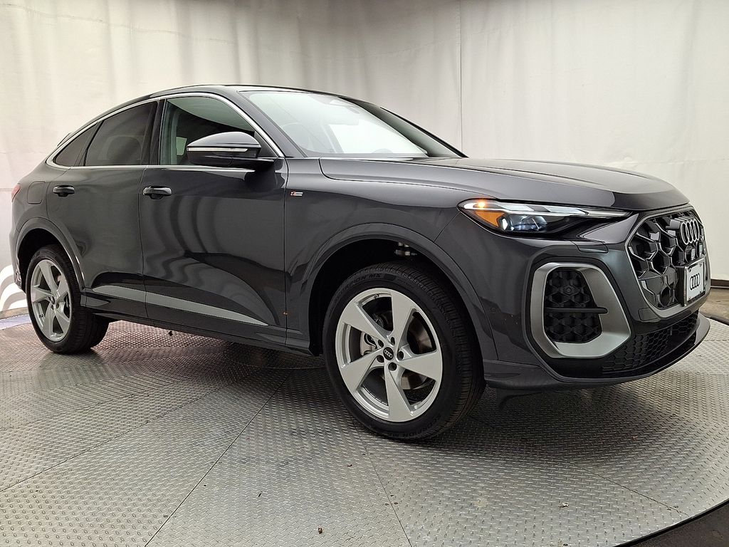 Thumbnail: 2026 Audi Q5 - 2