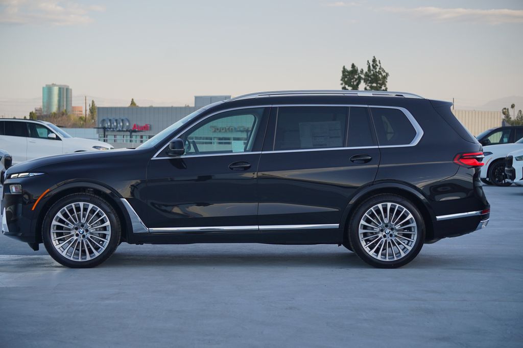 2024 BMW X7 xDrive40i 4