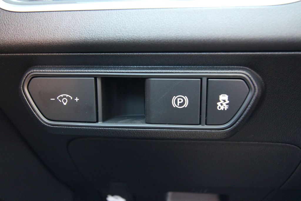 New 2026 Kia K4 Hatchback Hatchback