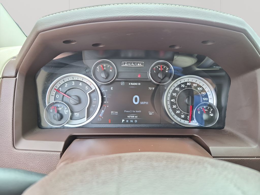 Used 2017 White Ram Laramie image 35