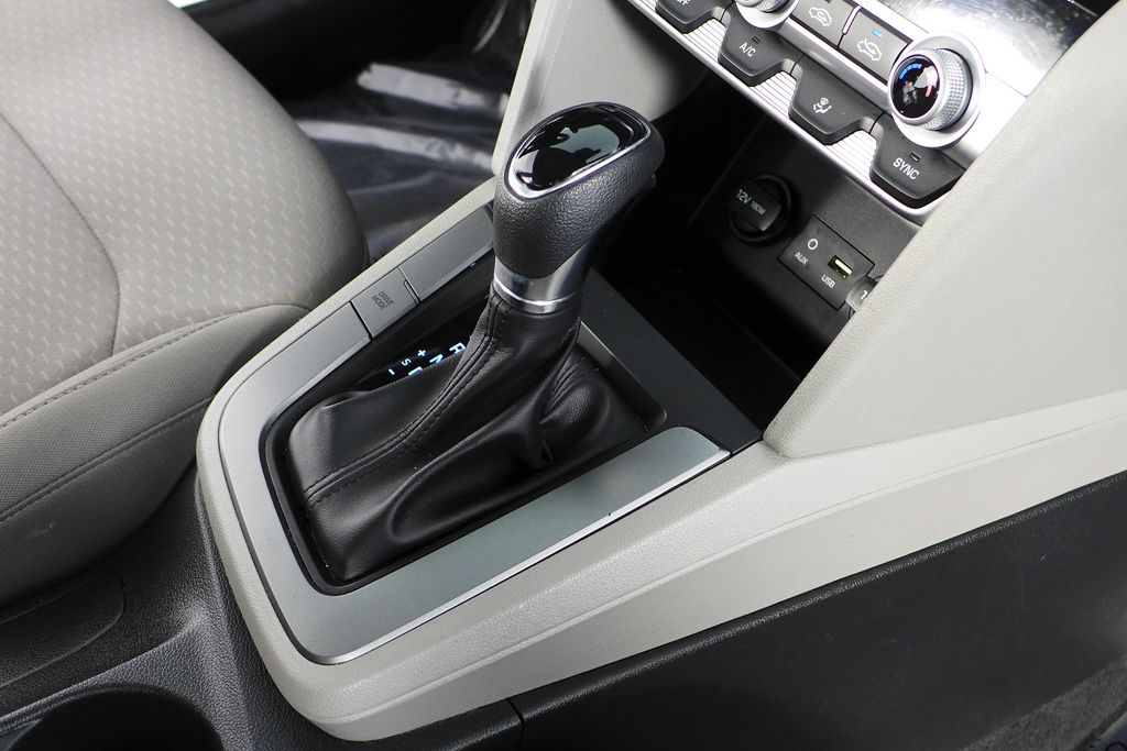 2020 Hyundai Elantra SEL 15