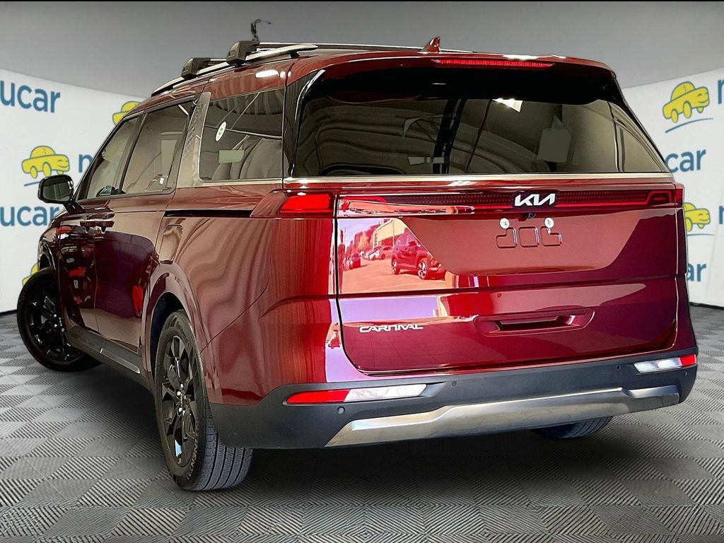 2023 Kia Carnival — photo 4