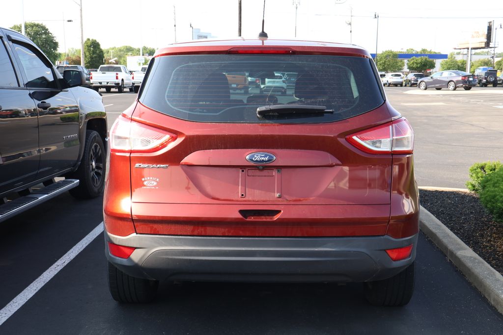 2014 Ford Escape S 10