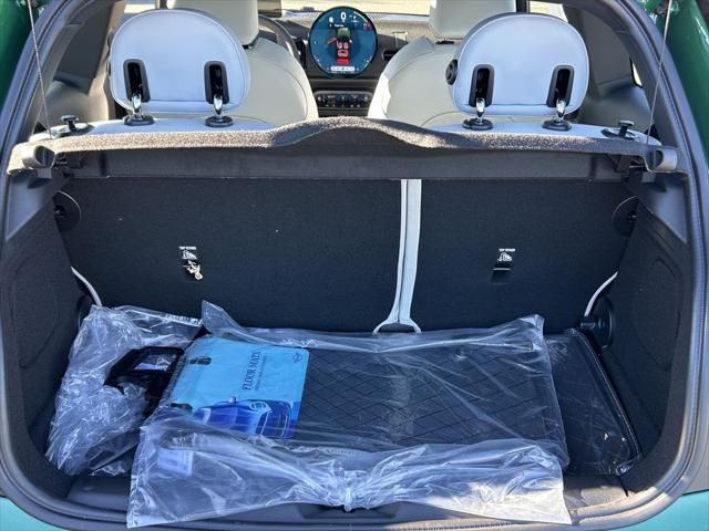 Thumbnail: 2026 MINI Cooper - 32