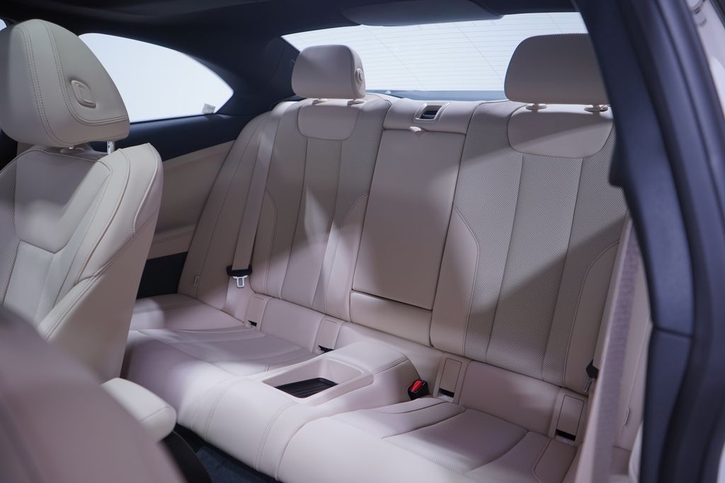 Thumbnail: 2025 BMW 2 Series - 9