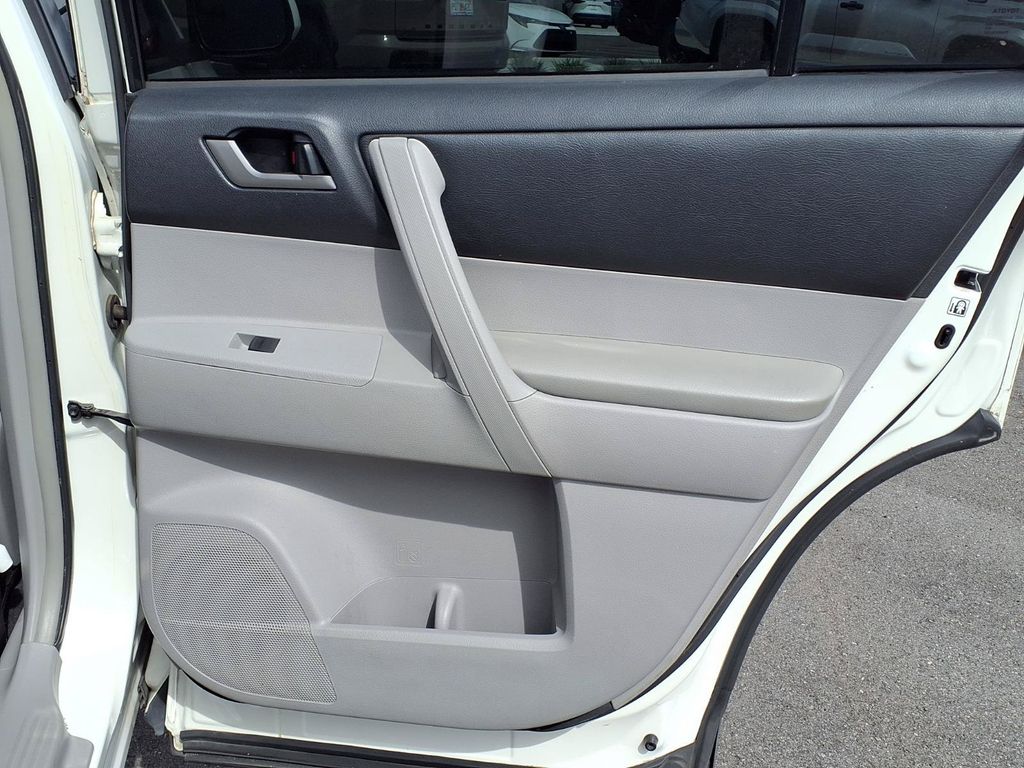 Used 2013 Toyota Highlander SUV