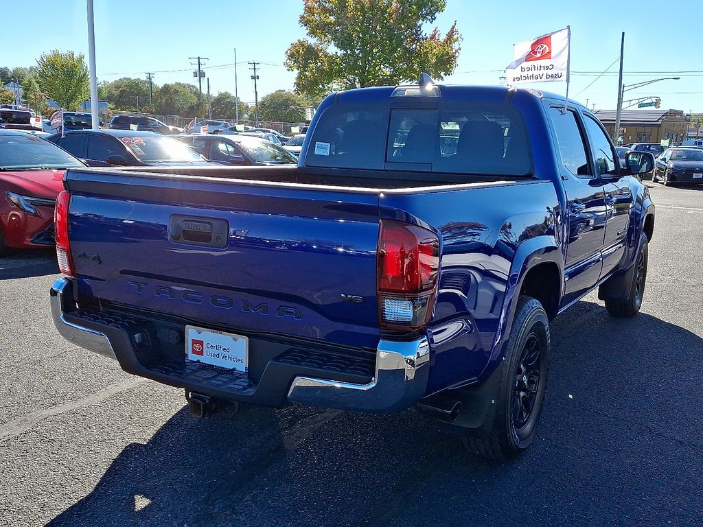 Thumbnail: 2022 Toyota Tacoma - 6