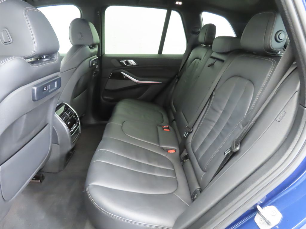 Thumbnail: 2020 BMW X5 - 21