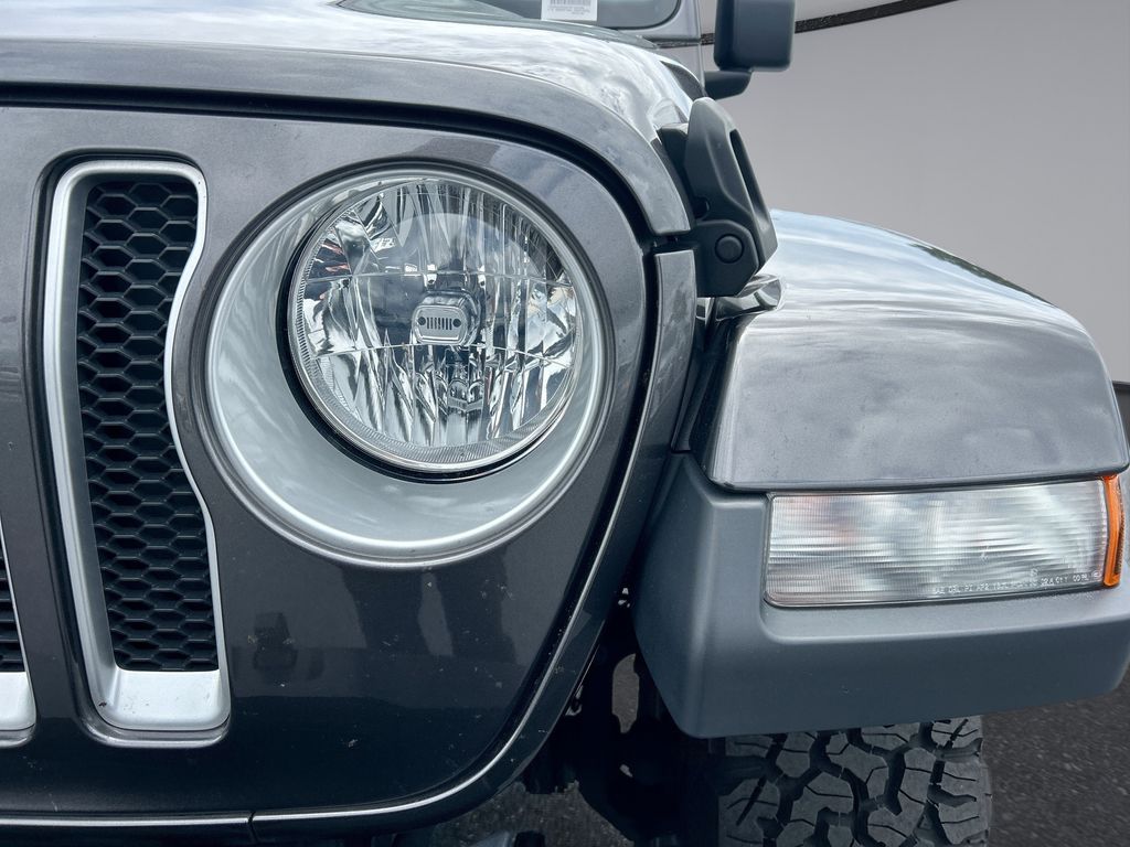 Thumbnail: 2018 Jeep Wrangler - 28