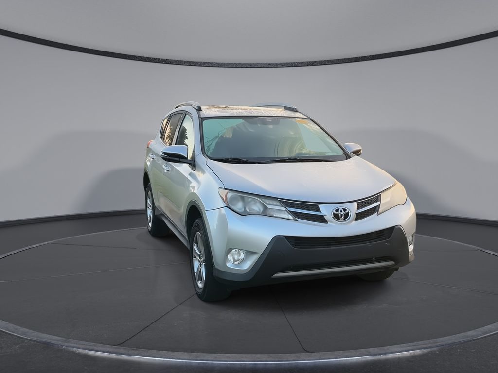 Thumbnail: 2015 Toyota RAV4 - 3