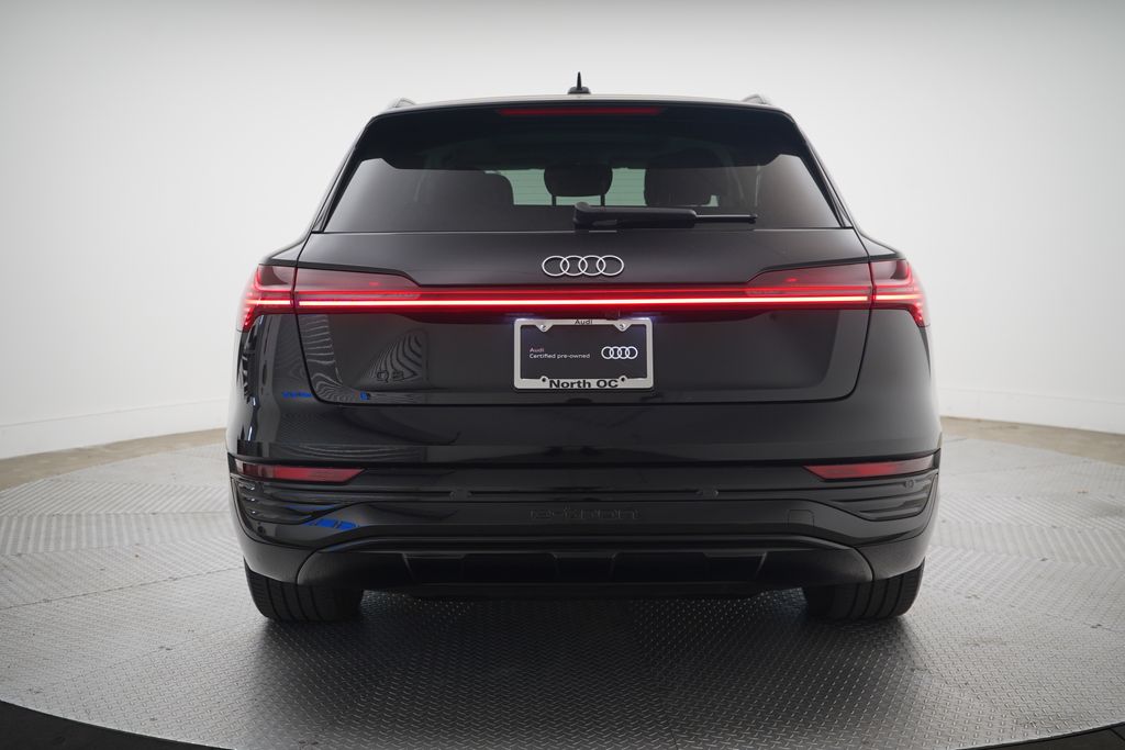Thumbnail: 2024 Audi Q8 e-tron - 4