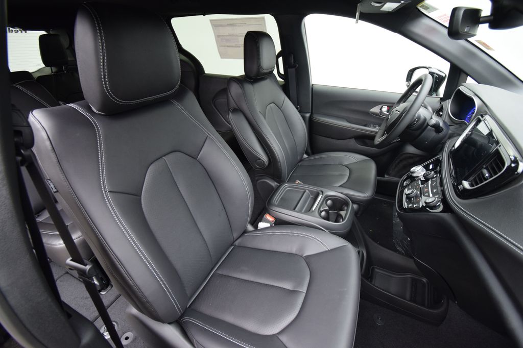 new 2027 Chrysler Pacifica car, priced at $48,250