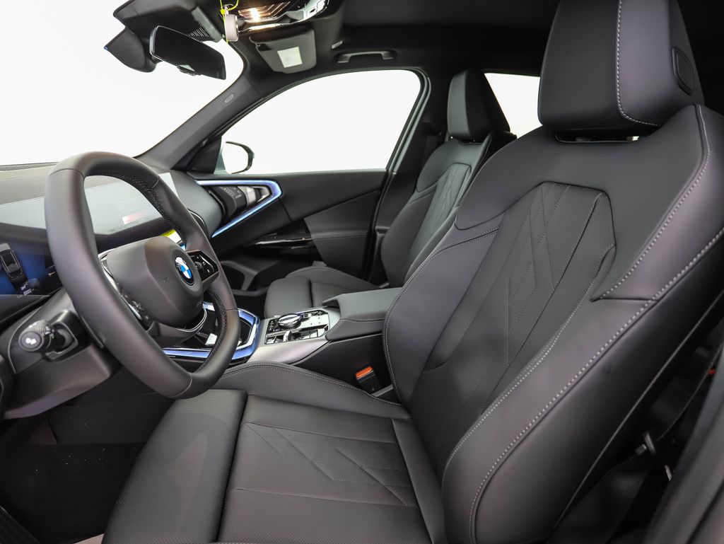 Thumbnail: 2026 BMW X3 - 11