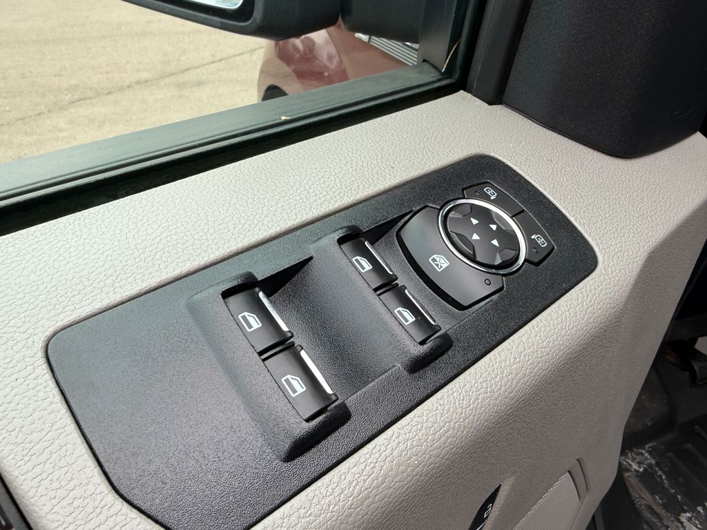 Used 2017 Brown Ford XLT image 40