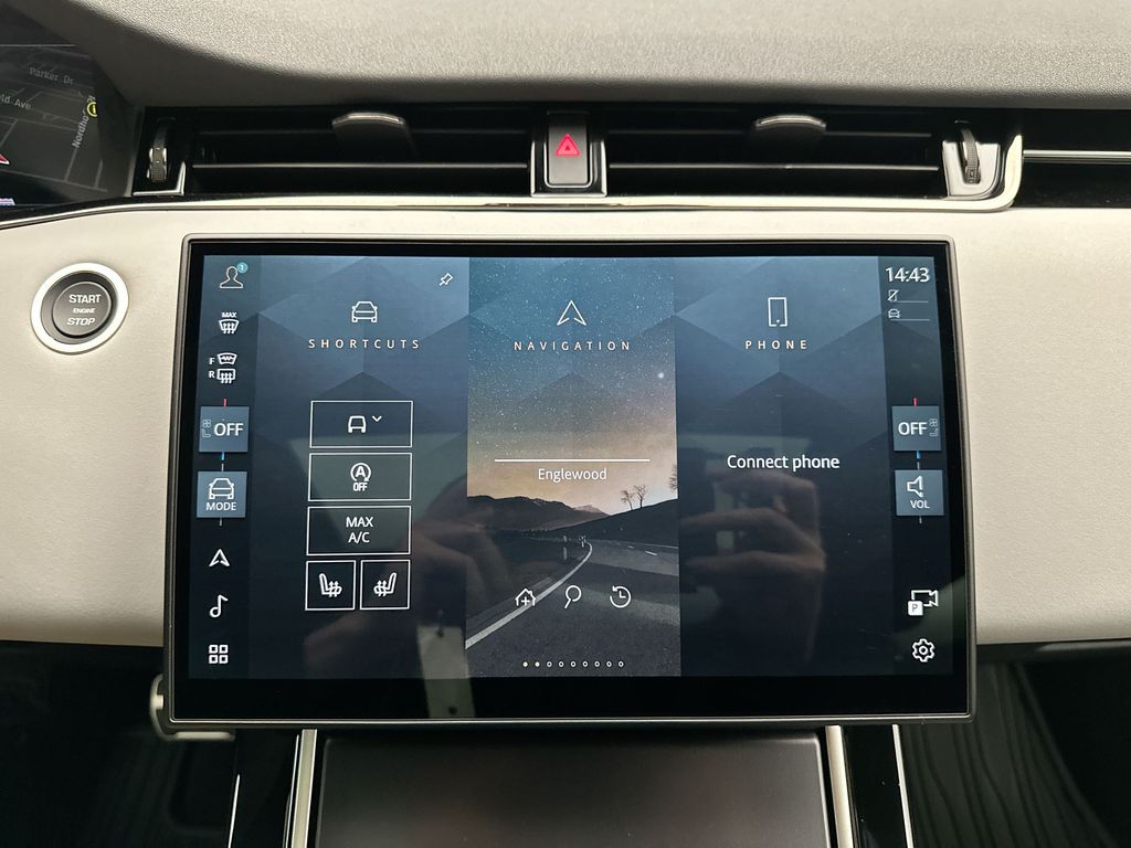 Thumbnail: 2026 Land Rover Range Rover Evoque - 21