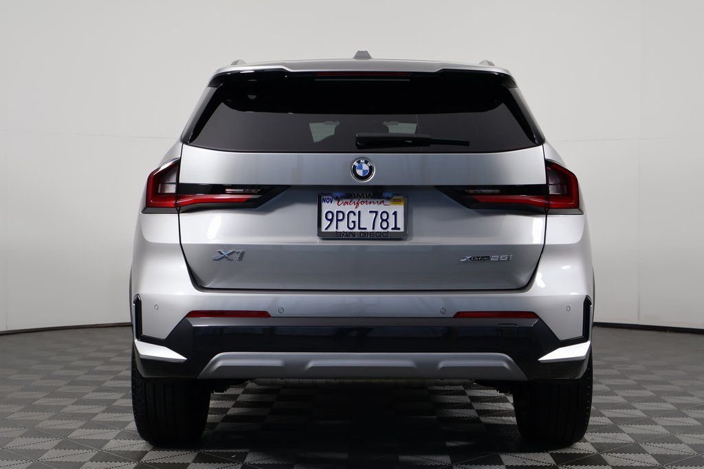Thumbnail: 2025 BMW X1 - 5